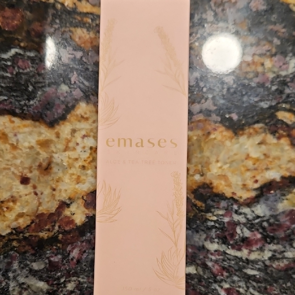 Aloe & Tea Tree Toner - Pink